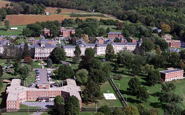dsh_aerial_october_2002.jpg